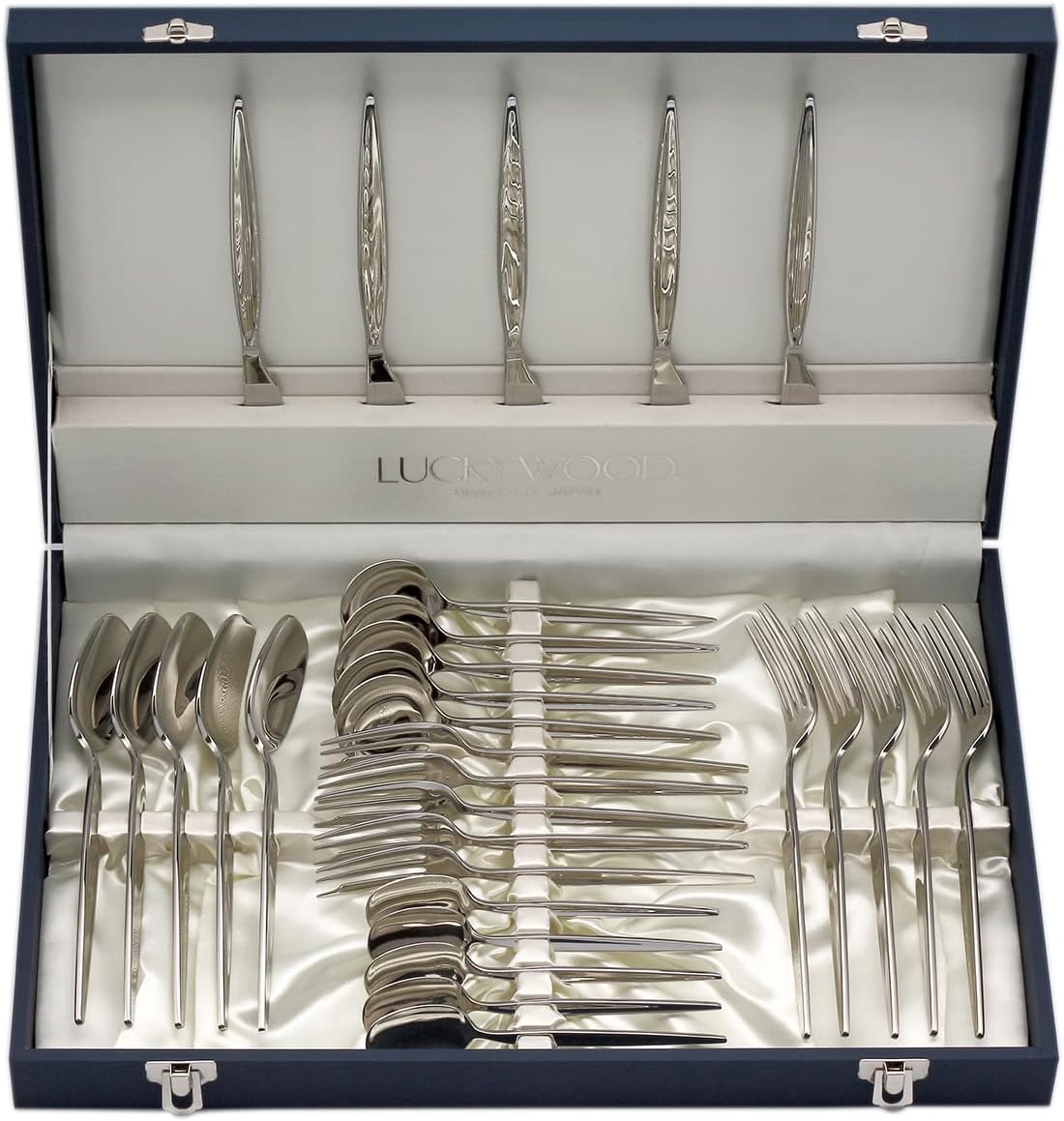 LIMOGES 陶器 トリオ 18点セット LIMOGES 陶器 トリオ 18点セット